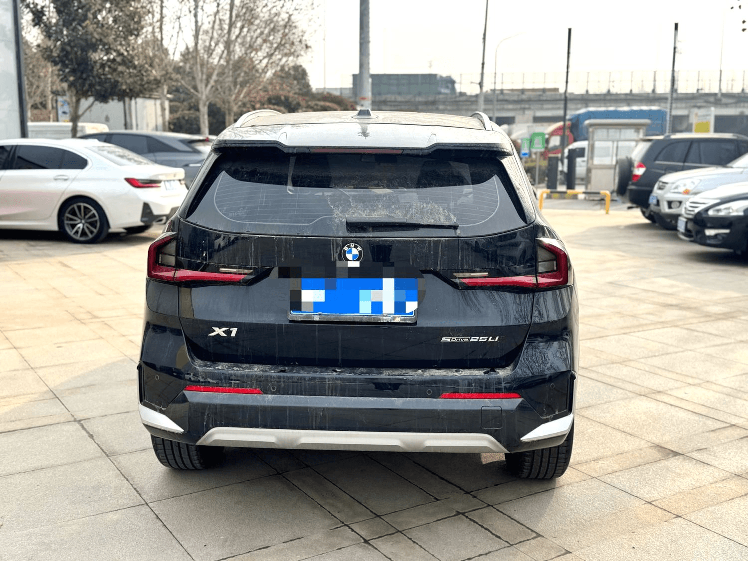 BMW X1  5