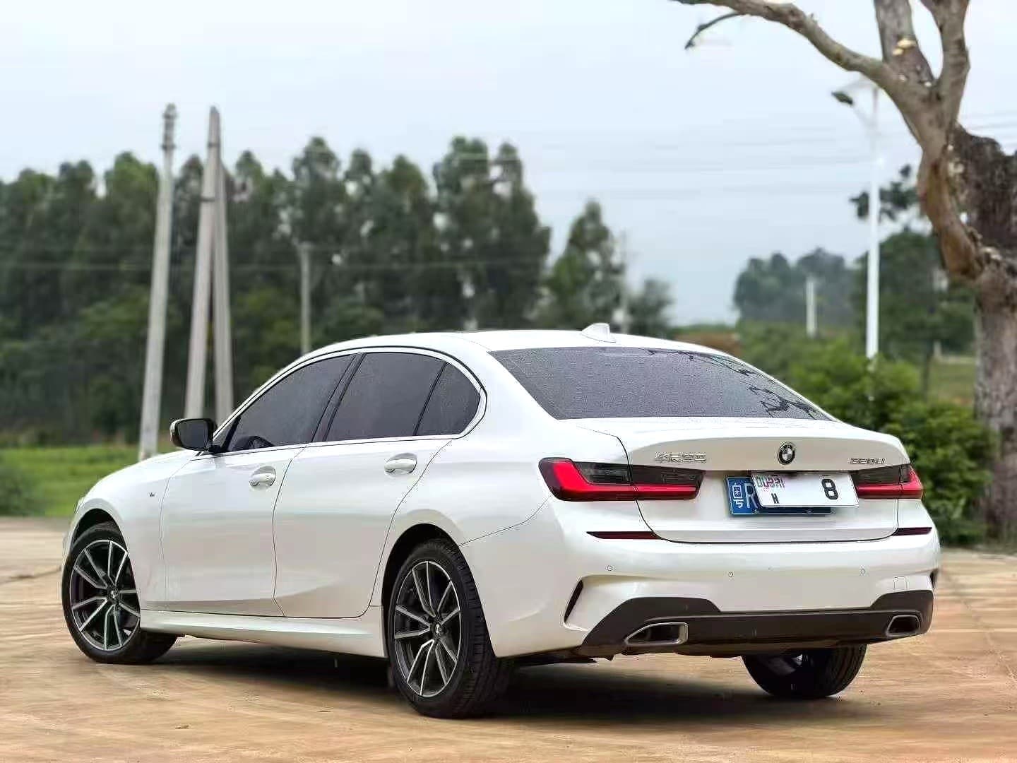 BMW 320Li 3