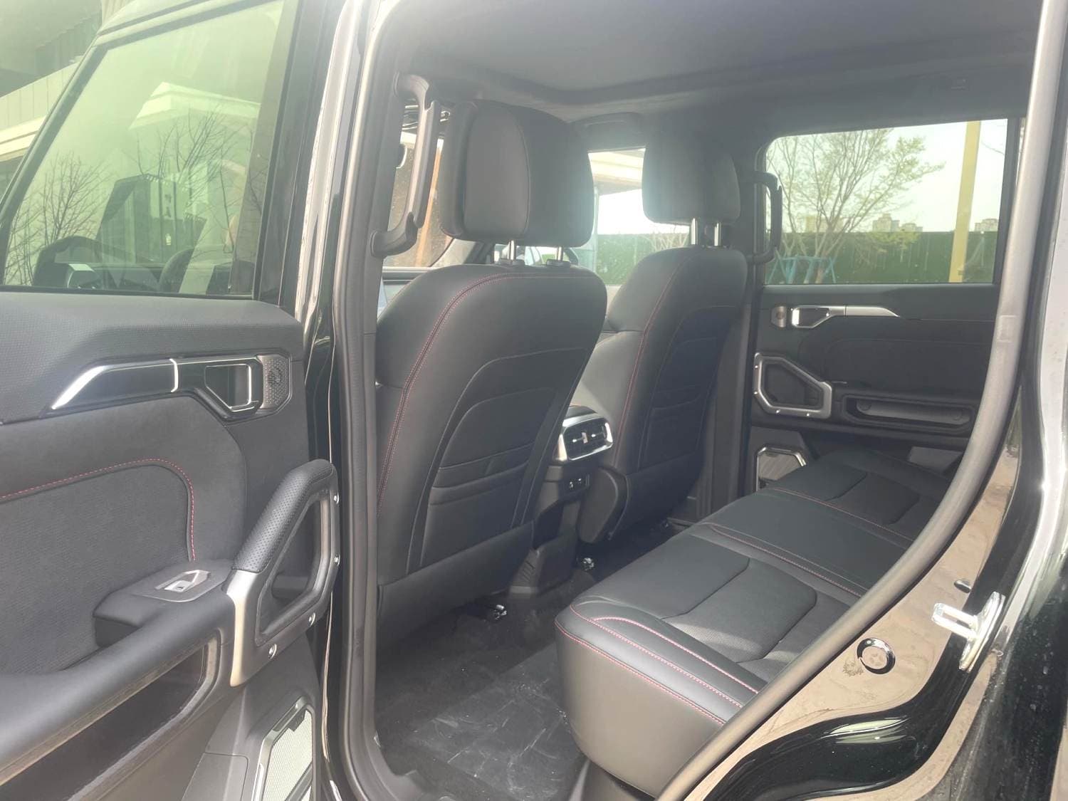 Jetour T2 7