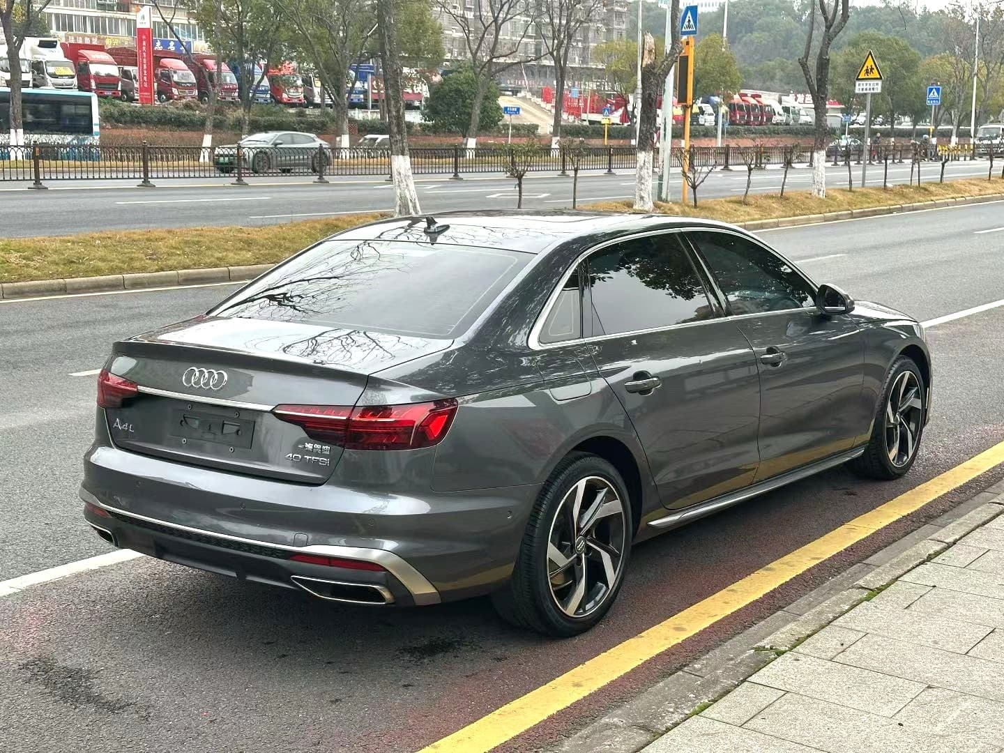 Audi A4L 5