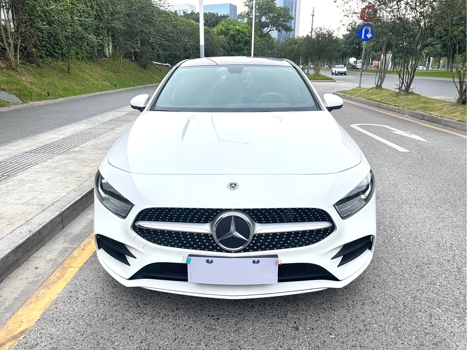 Benz A180L 6