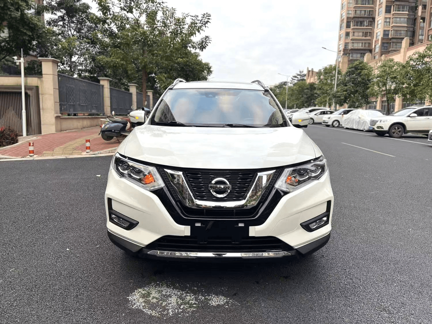 Nissan X-Trail 2021 4