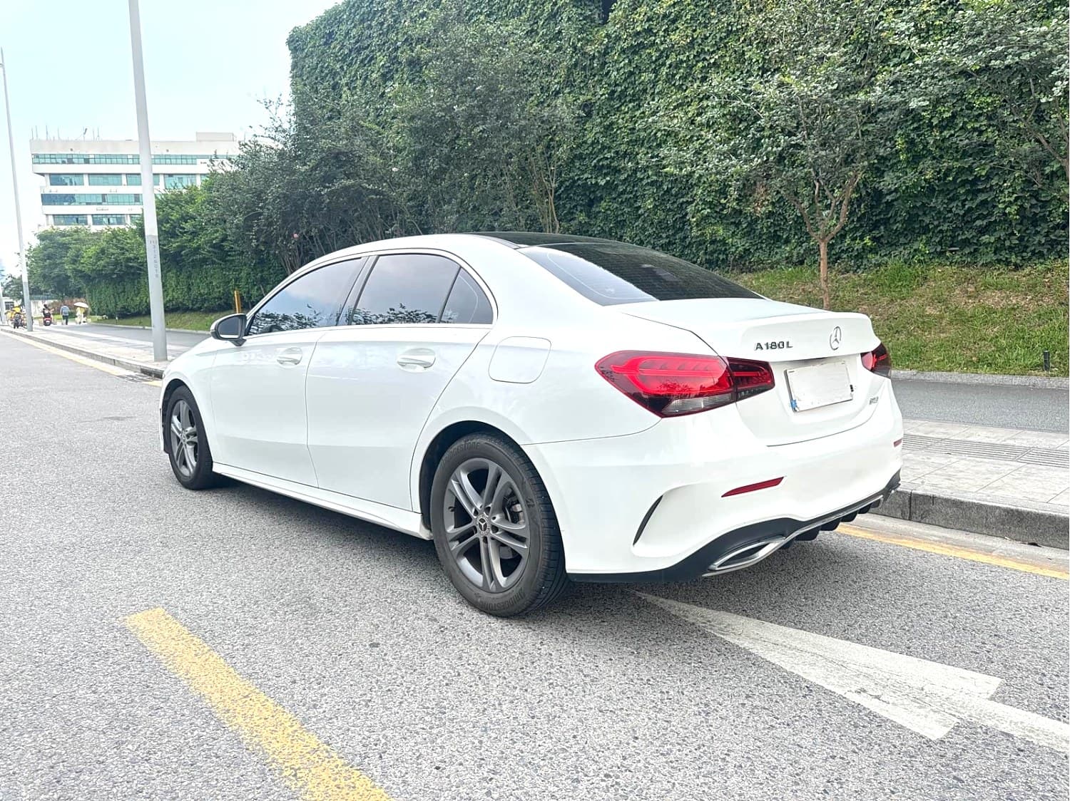 Benz A180L 3