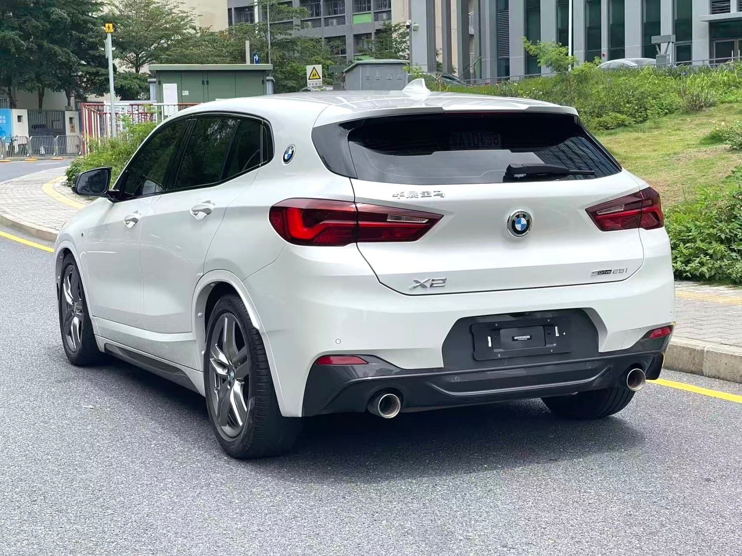 BMW X2 6