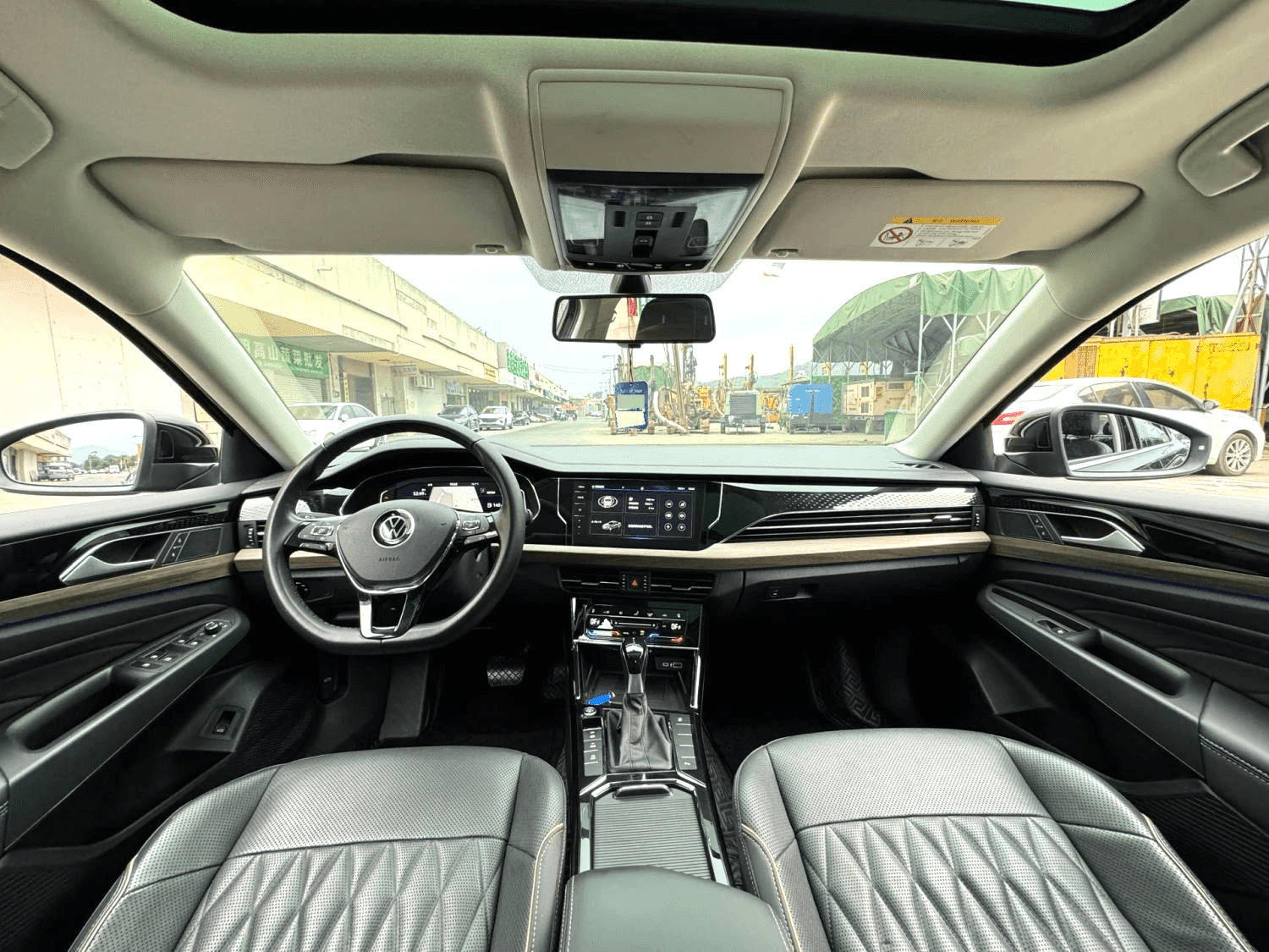 Volkswagen Passat 2024 8