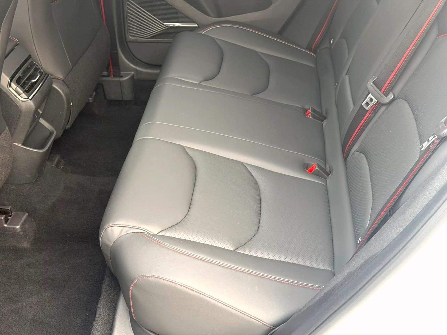 Geely Emgrand 7