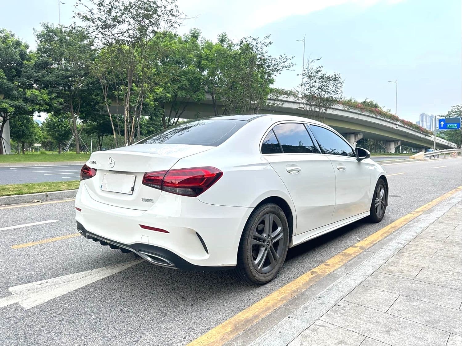Benz A180L 5