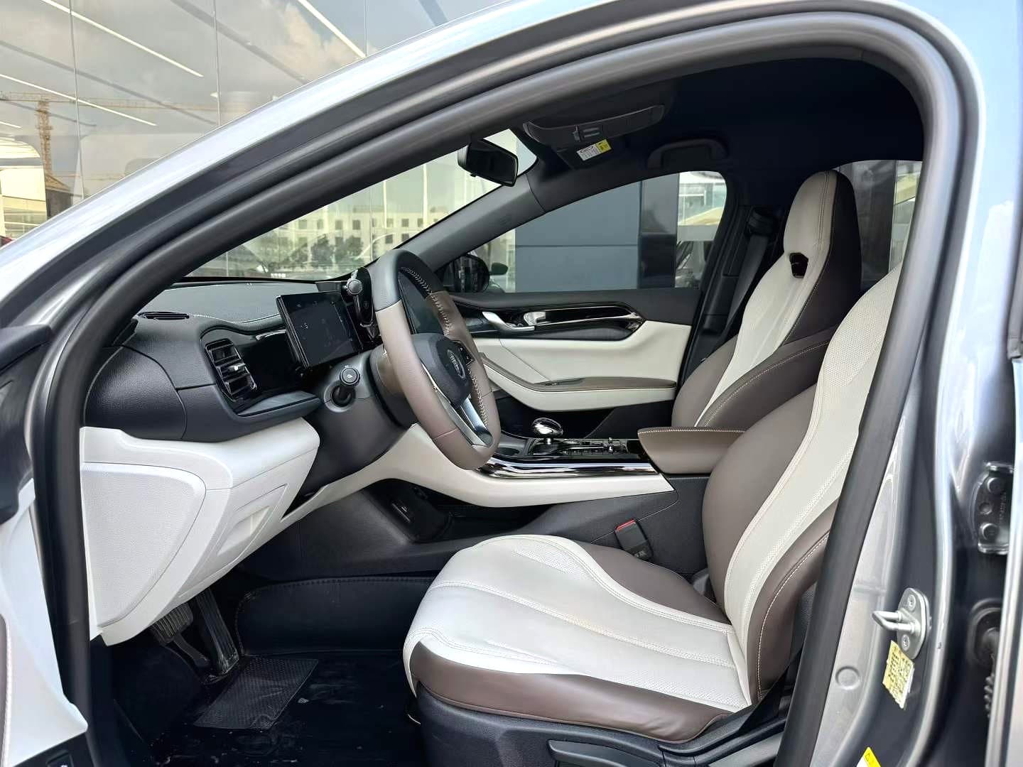 BYD Qin Plus DM-i 4